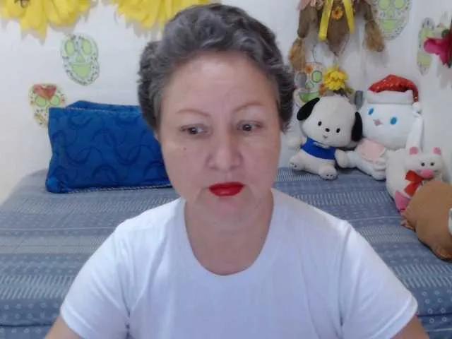 Freechat LADYQUEEN520 on BongaCams