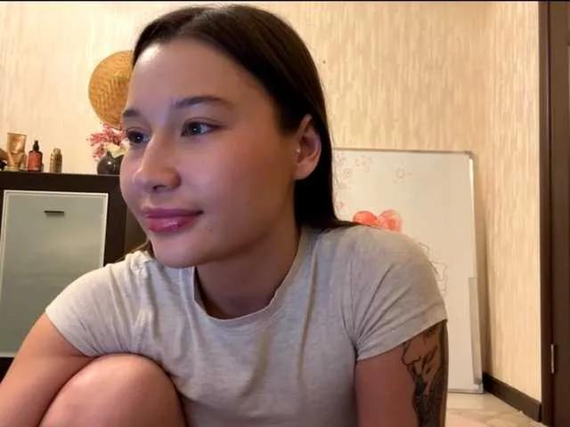 Freechat LakishaYanish on BongaCams