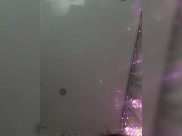 Offline Lana-11 on BongaCams