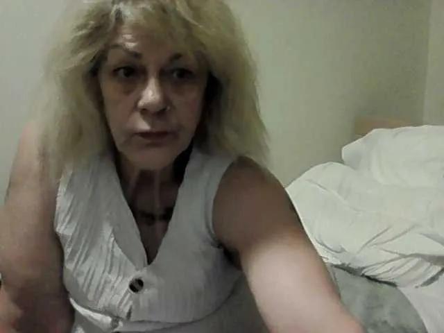 latexshantie — younger men: seeing playing and come give orders slaves