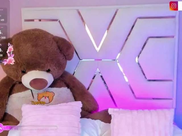 Offline LauraSierra on BongaCams