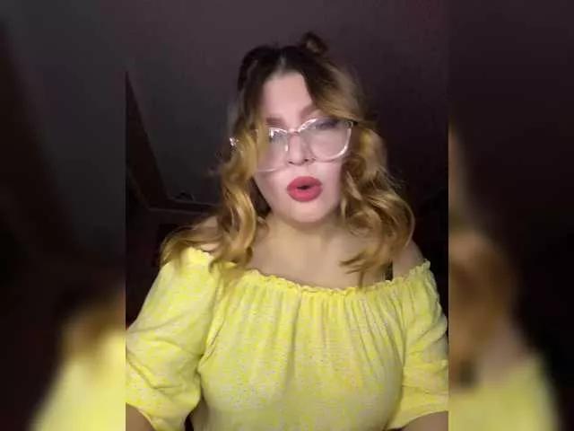 Offline Lilian00666a on BongaCams