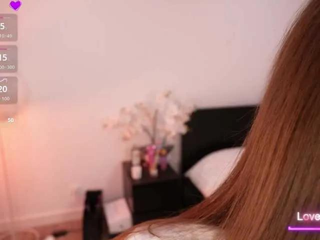 Freechat LilyColins on BongaCams