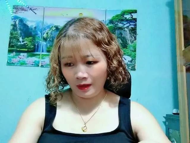 Offline Linhanhsex2k on BongaCams