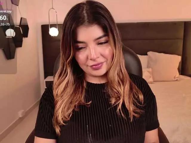 Freechat LisaMonroe on BongaCams