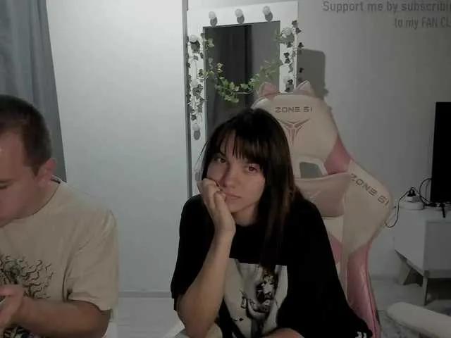 Offline lissazmark2 on BongaCams