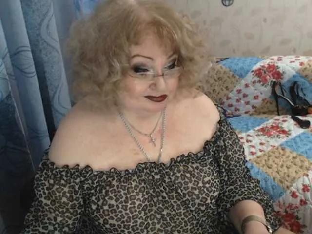 livingnextdoor on BongaCams 