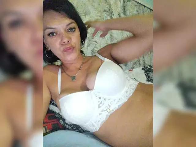 Freechat Lois-Lorrie on BongaCams