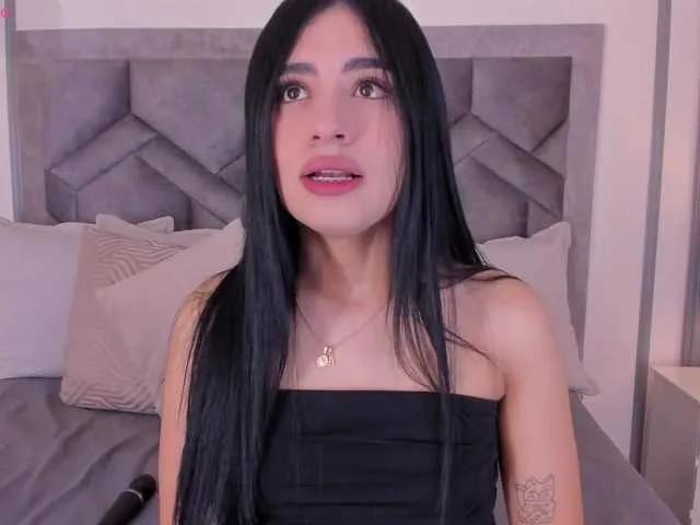 Freechat lucianacohelo on BongaCams