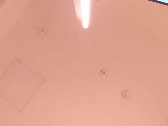 Offline lyrabellini on BongaCams