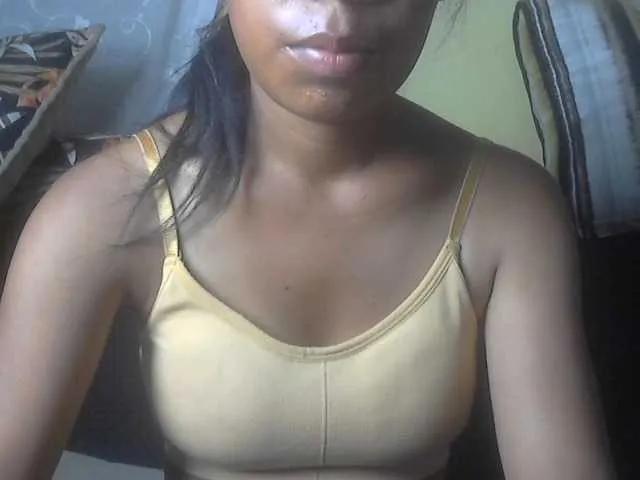 Offline Maellah31 on BongaCams