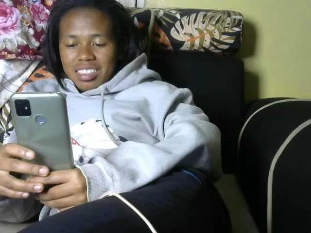 Offline Maellah31 on BongaCams