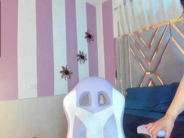 Offline mariapaulac on BongaCams