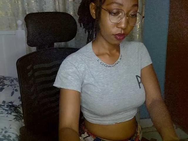 Offline Mariewana on BongaCams