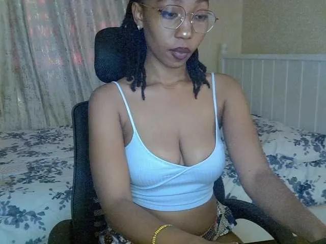 Offline Mariewana on BongaCams