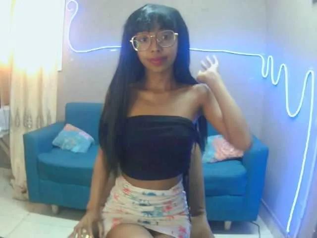 Freechat Marinahgrey on BongaCams