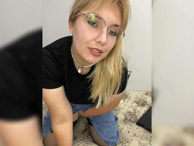Freechat Masia-1 on BongaCams