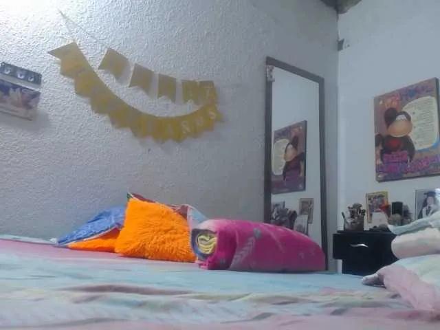 Freechat maturehornykinky on BongaCams