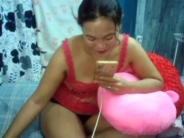 Freechat matureluverr38 on BongaCams