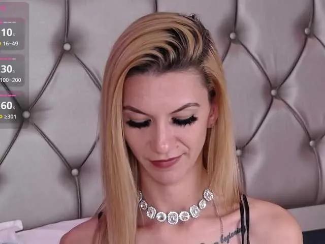 MayaHale on BongaCams 