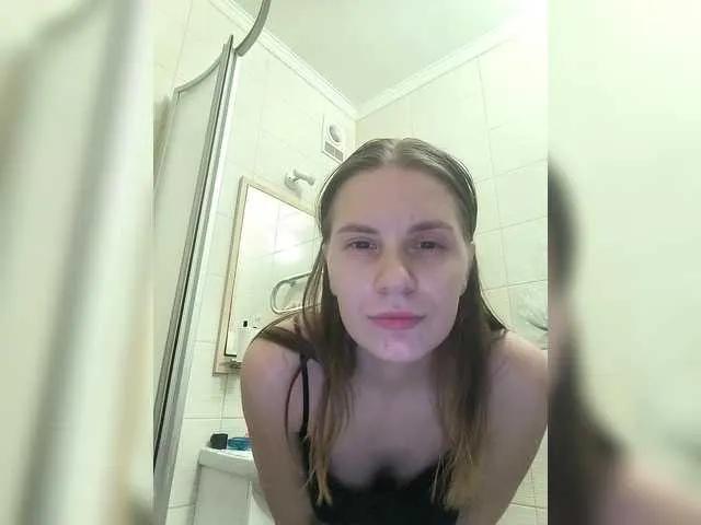Offline me-la-nia19 on BongaCams