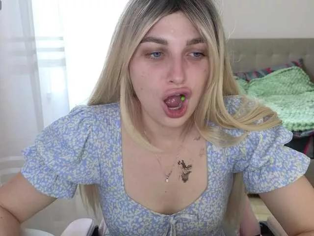 MellicaX on BongaCams 