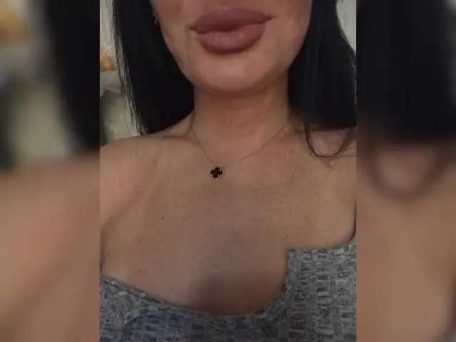 Freechat Mikki88K on BongaCams