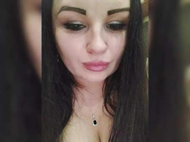 Monica- on BongaCams