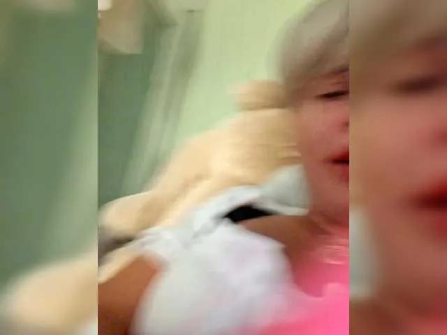 Freechat murr-kitty on BongaCams