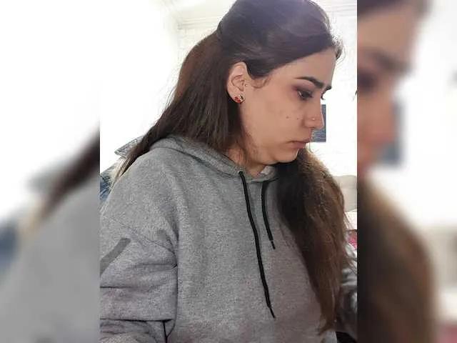 Offline Nahiarabiel on BongaCams