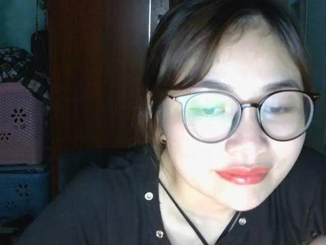 Freechat nana7777 on BongaCams