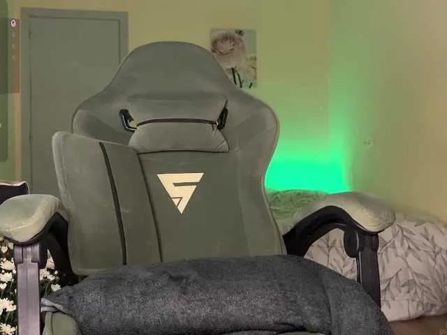 Offline Naughty-Mari on BongaCams