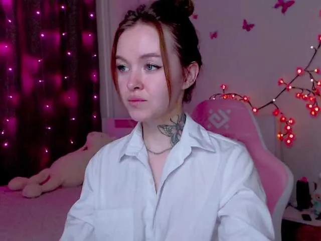 Freechat NaughtyMable on BongaCams