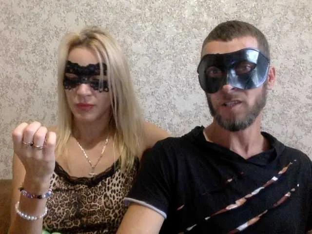 Offline Oly-Alex on BongaCams