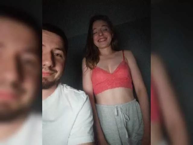 Freechat PeachPie on BongaCams