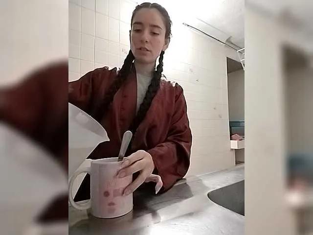 Offline PeachRose on BongaCams