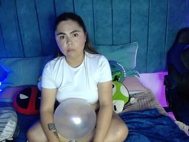 Freechat PhamelaHolter on BongaCams