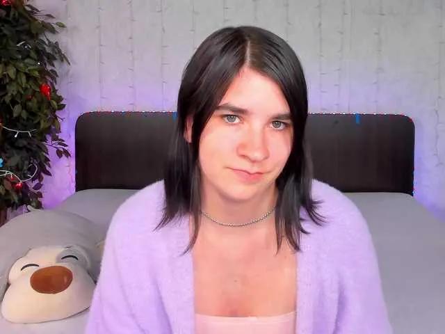 Polly-Love on BongaCams