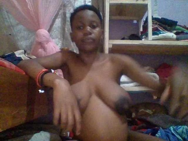 Offline PrettyBelly on BongaCams