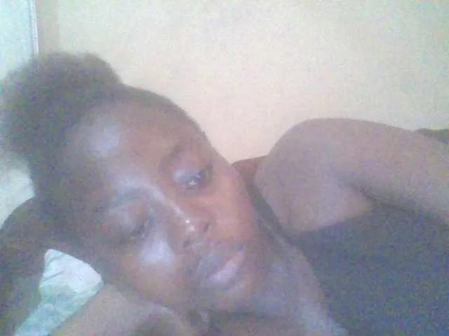 Offline PrettyG on BongaCams