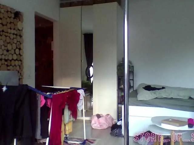 Offline Sarahrose on BongaCams