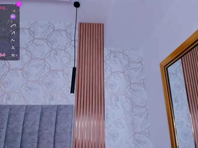 Offline SarahYessica on BongaCams