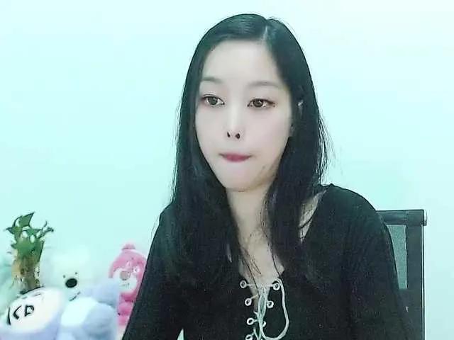 Offline Selinababy99 on BongaCams