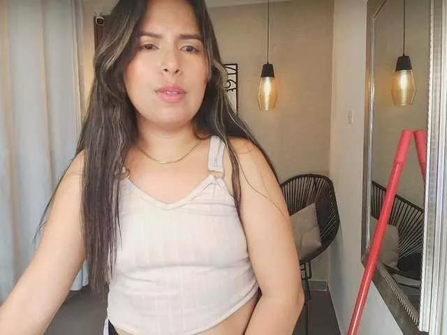 Freechat Sharlotte-Milk on BongaCams