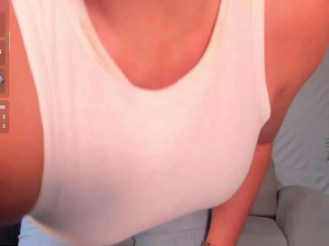 Freechat SophieBarnett on BongaCams