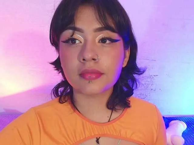 Freechat sowyvenus on BongaCams