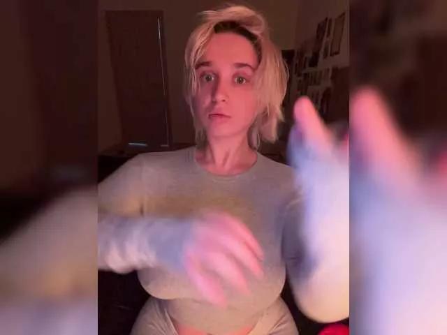 Offline tamagotchigirl on BongaCams