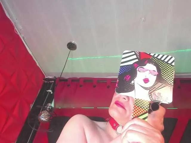 Offline taylorhardcor on BongaCams