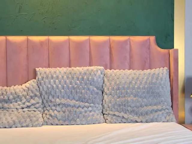 Offline VanessaOlive on BongaCams