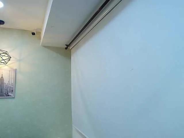 Offline Victoria-Collins on BongaCams